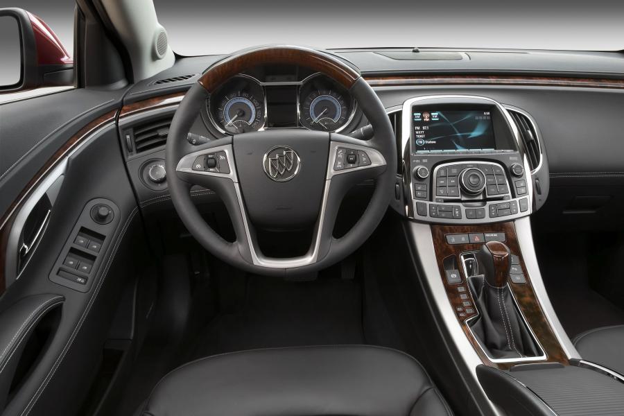  Buick LaCrosse CXS 2010 года  (фото 7 из 38)